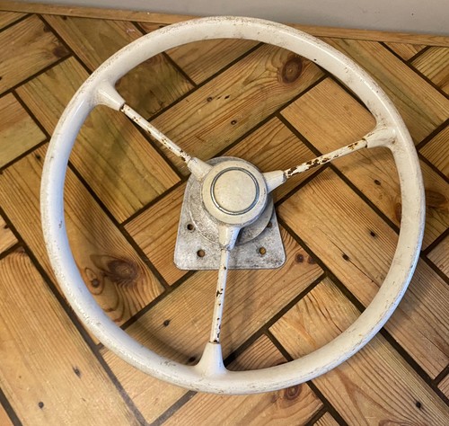 Vintage white cream steering - white,