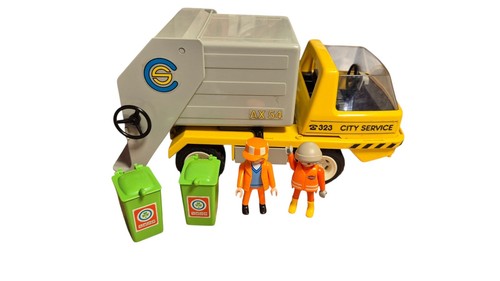 Playmobil dustbin lorry with