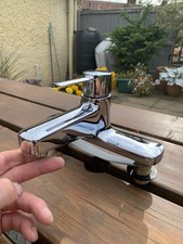 Roca Victoria Bath Filler, Deck Mounted In Chrome A5A1925C00