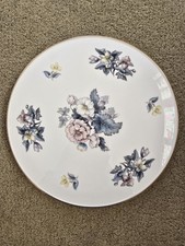 Royal Worcester Woodland Cake