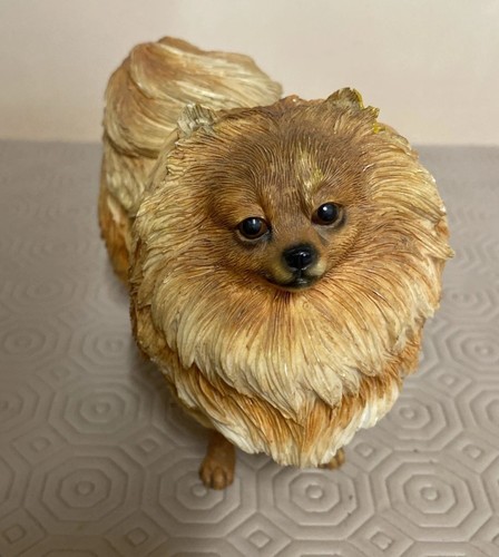 Pomeranian dog figurine - pomeranian,