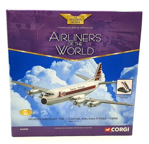 Corgi 144 aa30505 vickers - corgi,