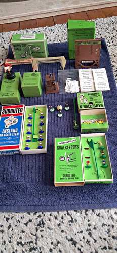 Vintage subbuteo football - subbuteo,