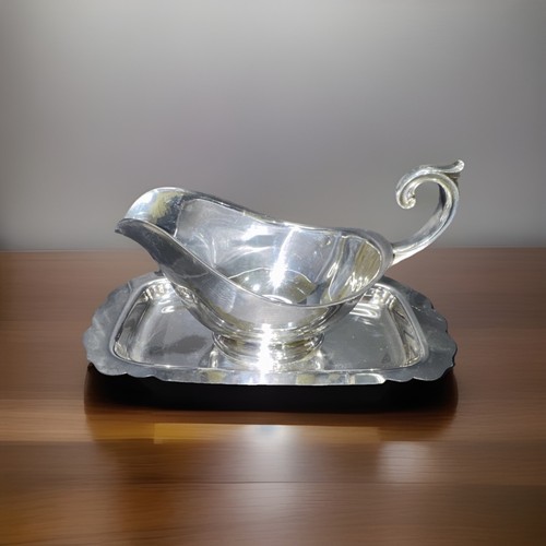 Silver plated gravy boat with - silver-plated,