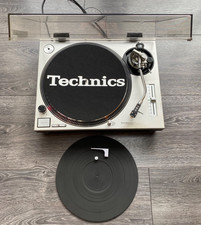 Technics SL-1200 MK2 Turntable