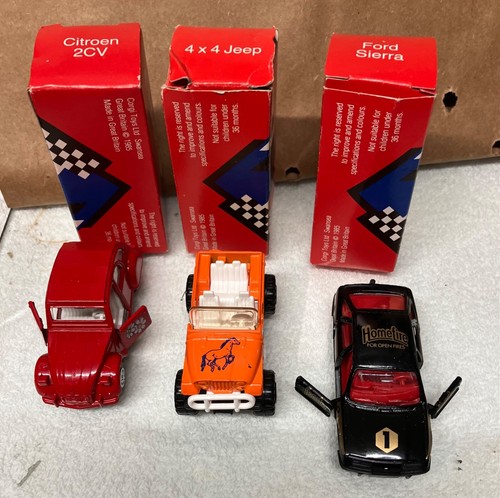 Diecast corgi junior - 3,