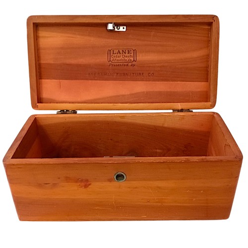 Vtg lane mini cedar chest - lane,