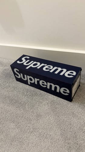 Supreme box logo - supreme,