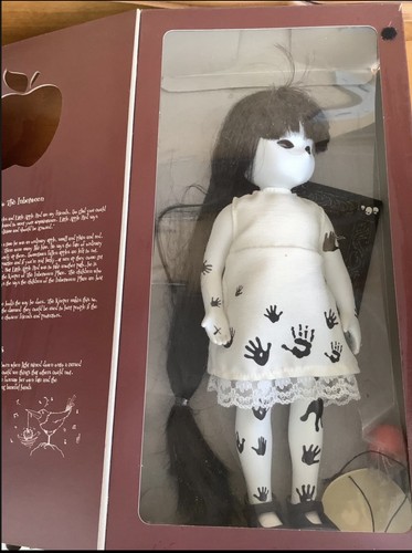 Rare little apple dolls - little,