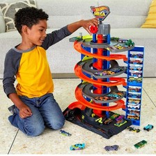 Hot Wheels City Mega Garage