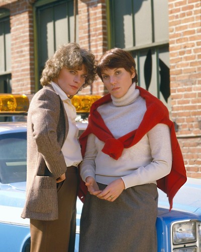 Cagney and lacey 8 - 10", 8"