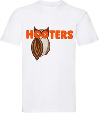 hooters bar tv show Christmas