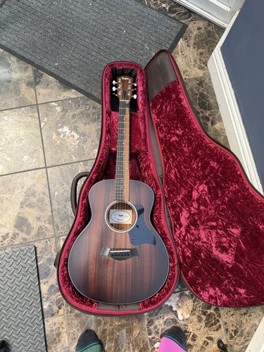 Taylor mini koa plus with - gs,