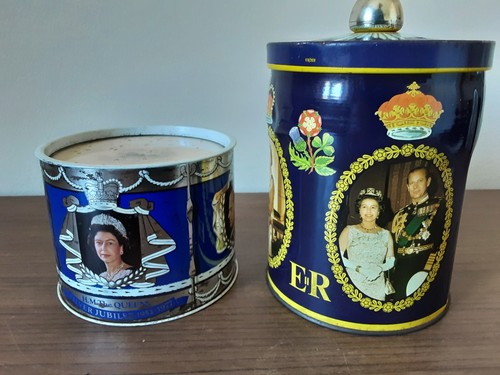 Silver jubilee biscuits - x,