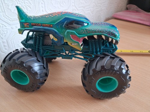 Hot wheels monster truck - hot,