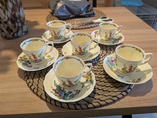 Crown staffordshire bone china - staffordshire,