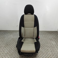 VOLVO V50 MW Front Right Seat