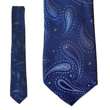VINTAGE 50s/60s Skinny Paisley