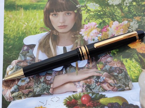 Montblanc pen ballpoint - pen,