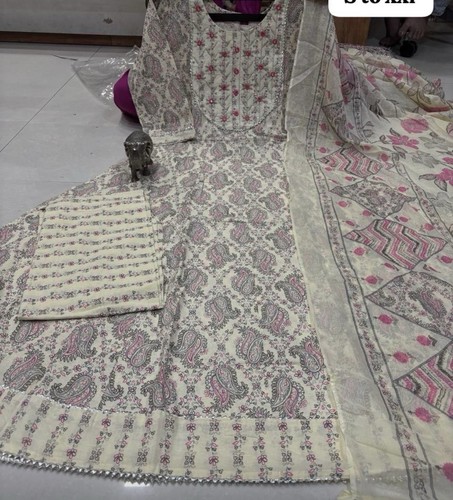 Women gul ahmed lawn - gul,