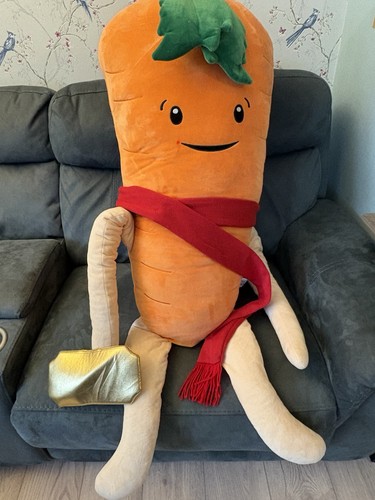 Kevin the carrot plush toy - the,