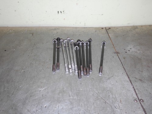 Suzuki 900 head - ,