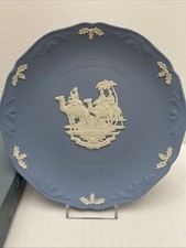 WEDGWOOD 1992 CHRISTMAS PLATE