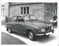 SAAB 96 SALOON 1974 PERIOD PUBLICITY B/W PHOTOGRAPH