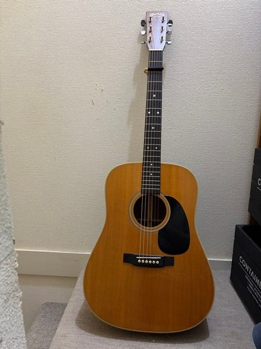 Martin acoustic guitar - acoustic,