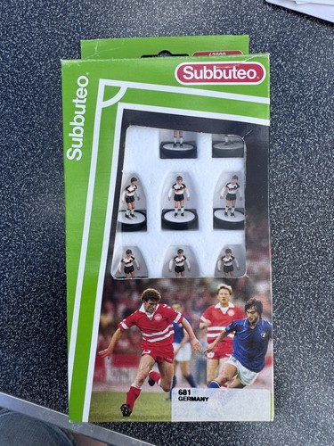 Subbuteo germany team 681 - subbuteo,