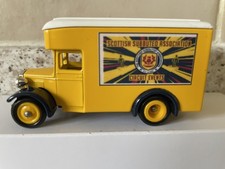 Lledo diecast 1934 dennis van - dennis,
