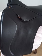 New Heather Moffat Vogue 17"