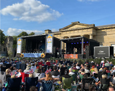 Trailer Stage (10M) | Festival Package Day Hire | 5000 people Audience