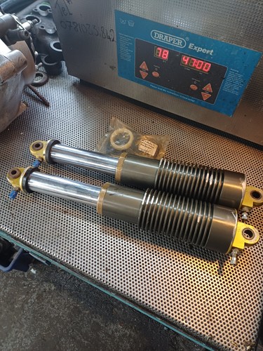 Fox shocks twinshock - twinshock, air