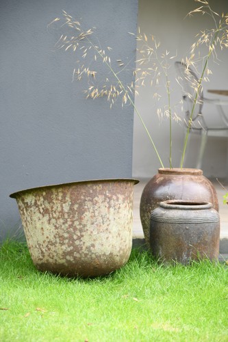 Antique cast iron cauldron - cast,