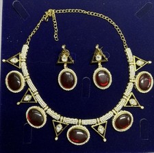 Elegant Maroon Red Monalisa Set With Earrings
