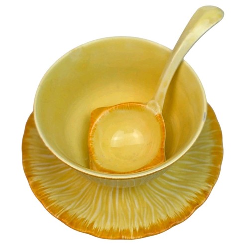 Art deco crown ducal ware - crown,