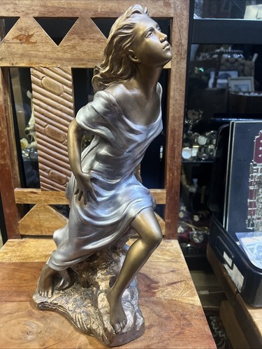 Vintage sculpture alice - vintage,