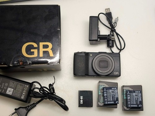 Ricoh digital camera - gr,