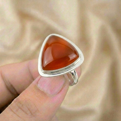 Natural carnelian gemstone - carnelian,