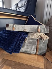 Vintage style blue velvet