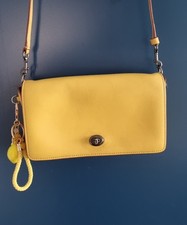 Coach Yellow 1941 DINKY