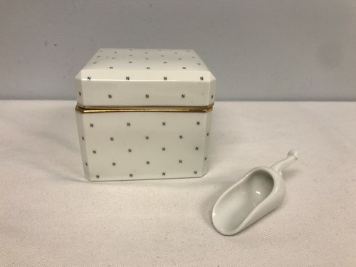 Vtg norell porcelain - vtg,