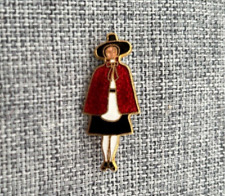 WELSH LADY BADGE TRADITIONAL HAT GOWN WITH RED COSTUME BADGE