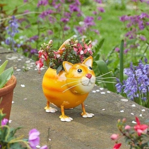 Garden flower planter cat - garden,