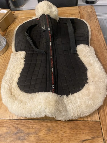 Mieux sheepskin saddle - le,