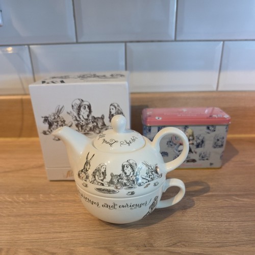 Alice wonderland tea - alice, in