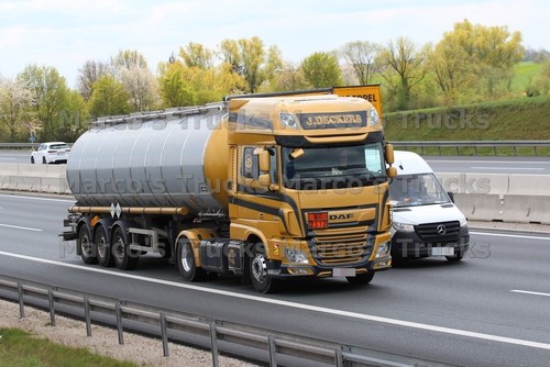 Truck photo daf - xf, tanker