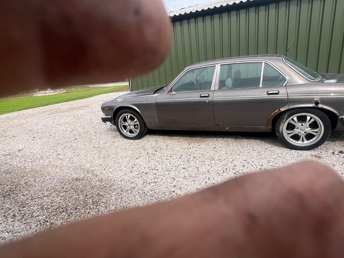 Daimler double six - double,