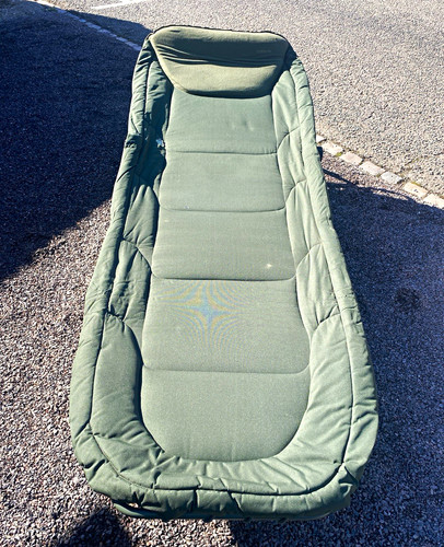 Trakker green padded carp - green,